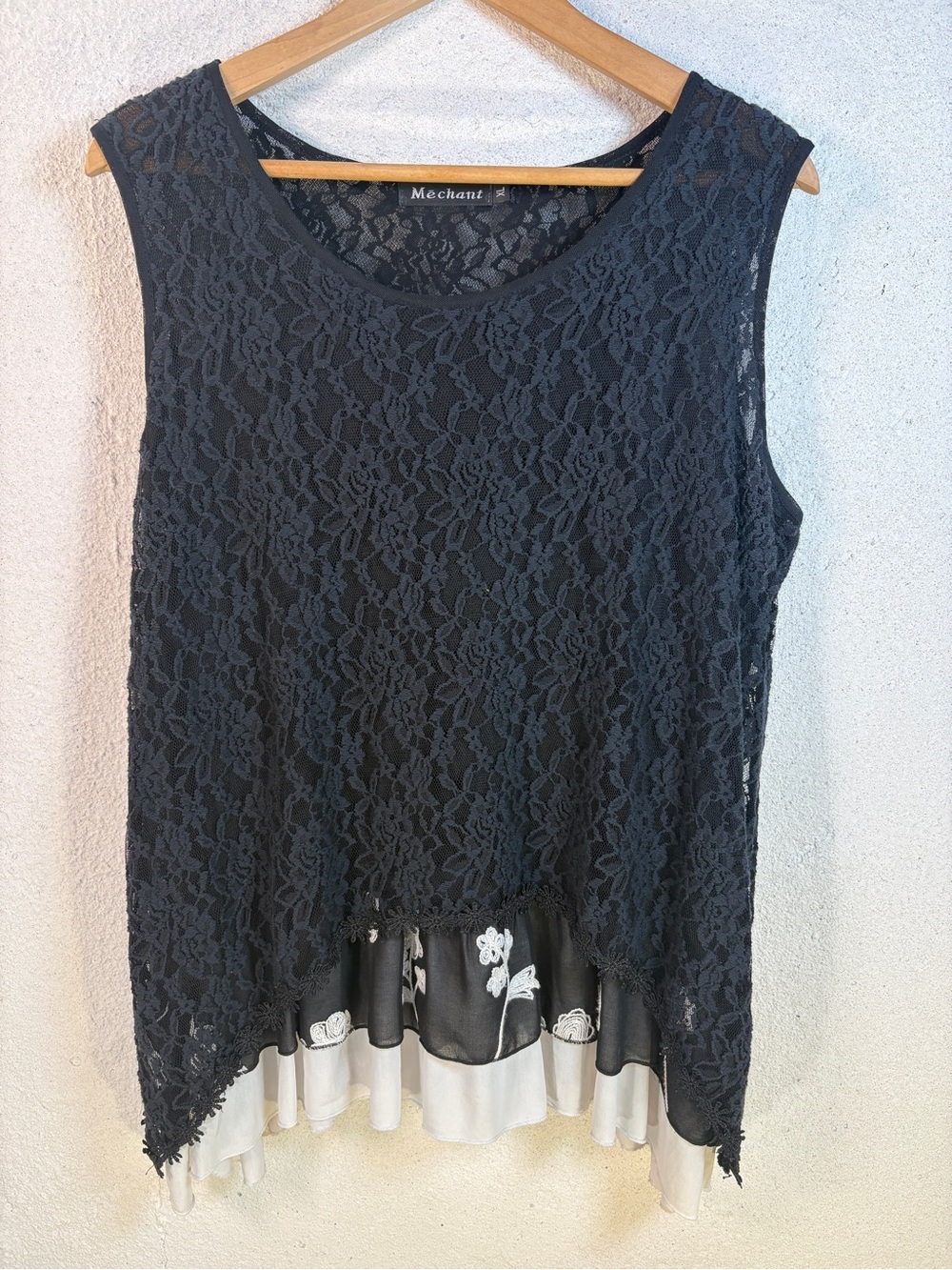 Mechant Black White Sheer Lace Top Women XL Sleeveless Ruffle Embroidery Floral